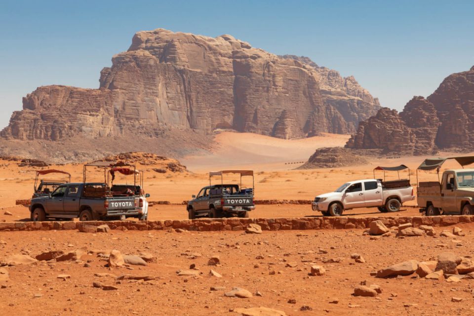 Tour di 05 ore in 4x4 nel Wadi Rum (con o senza pernottamento) (WR-JHT-004)